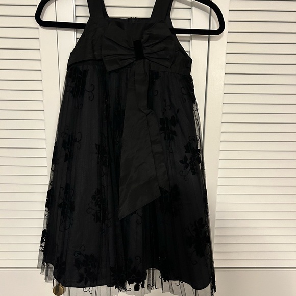 Adorable Holiday Dress! Bonnie Jean Girls Formal - Picture 2 of 5